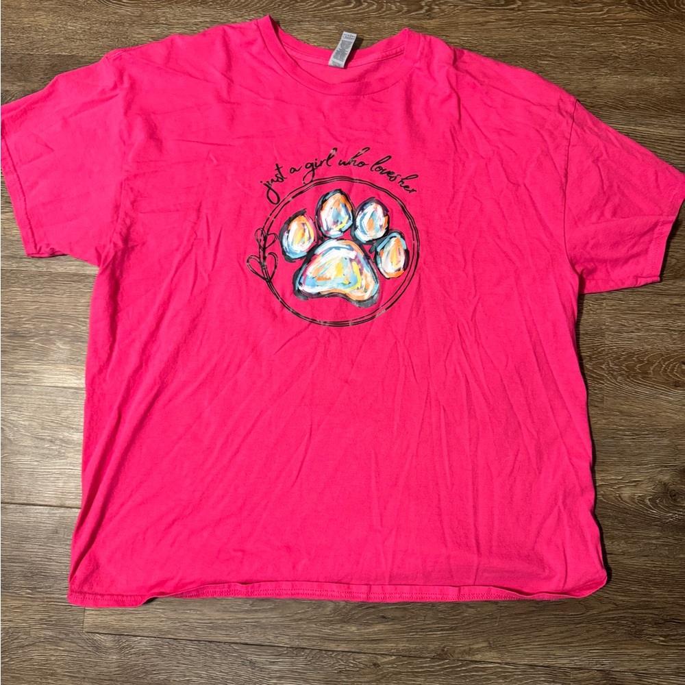 Gildan Hot Pink Short Sleeve Tee with Paw Print Graphic